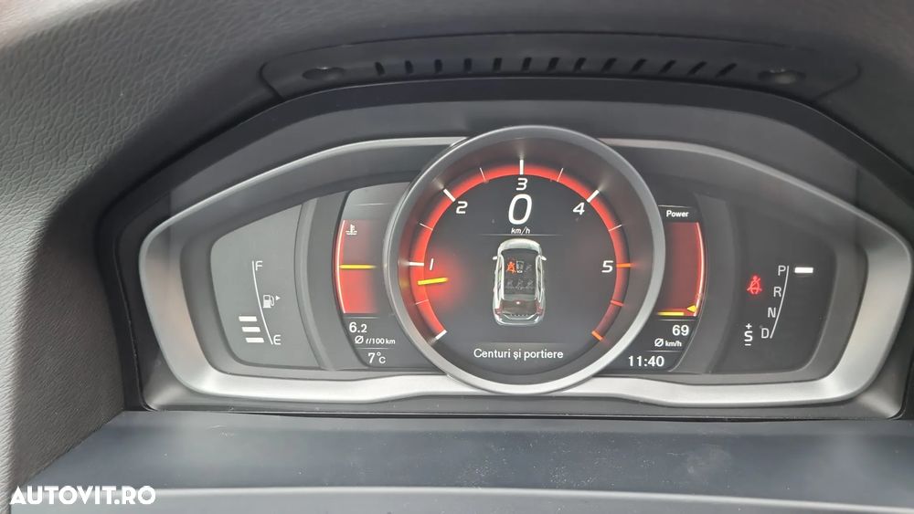 Volvo V60 D4 Geartronic Momentum - 2