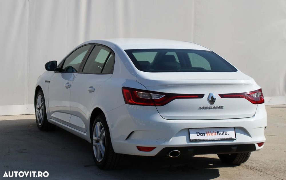 Renault Megane TCe Business - 14