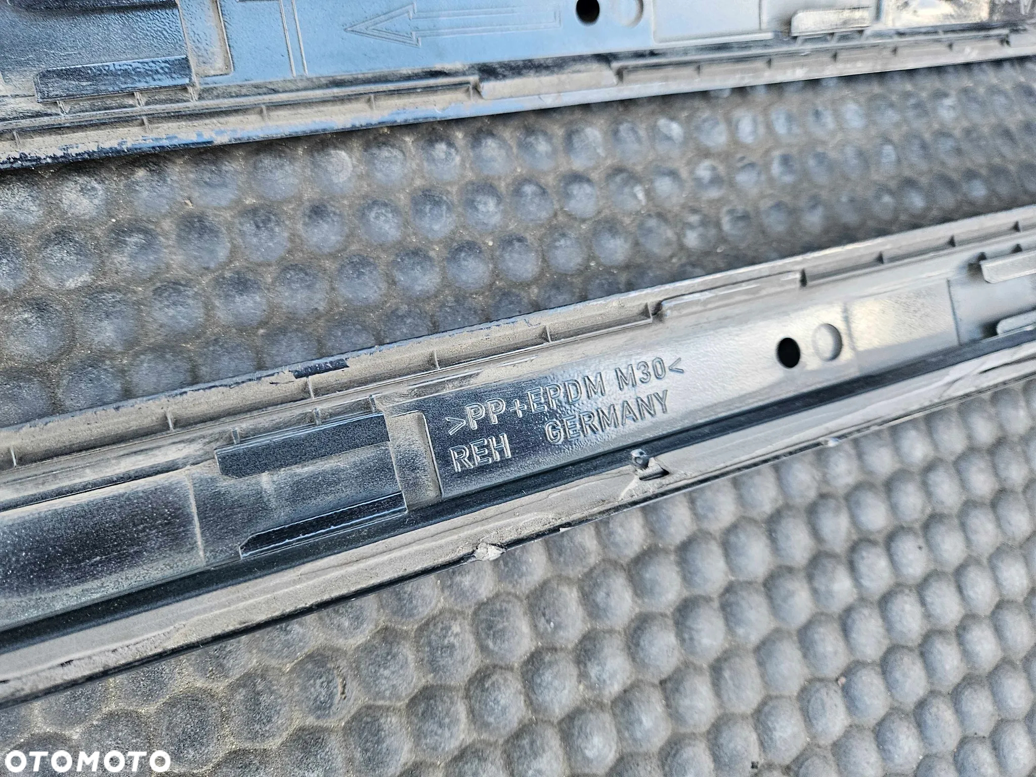 Listwa Listwy 8K0854931A 8K0854932 AProgowe S-Line Dolne Komplet Audi A4 B8 Sedan Kombi. - 20