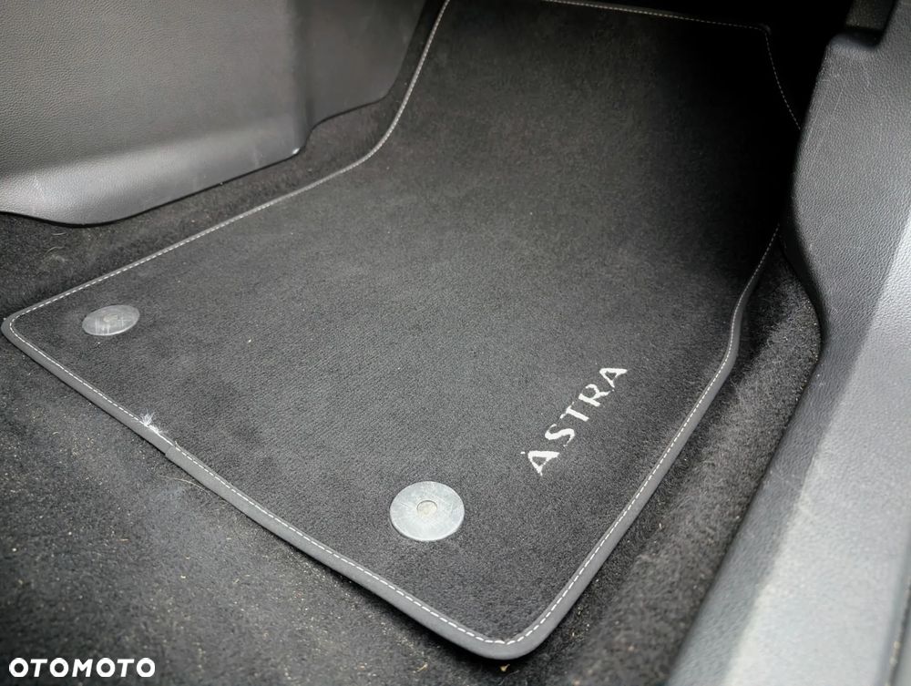 Opel Astra - 25