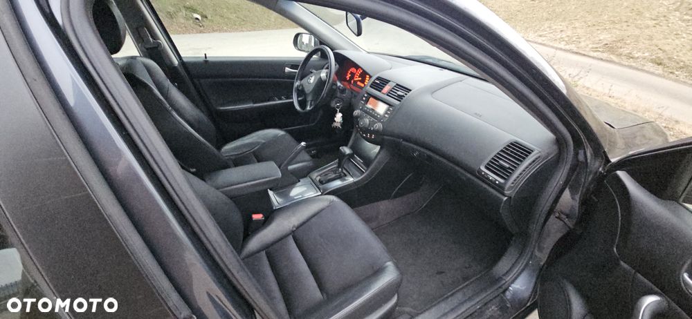 Honda Accord 2.0 Comfort - 8
