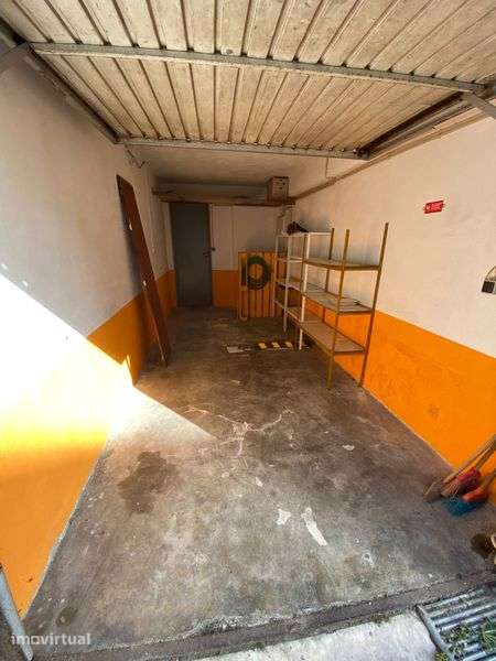 Garagem Linda-a-velha - Grande imagem: 5/8