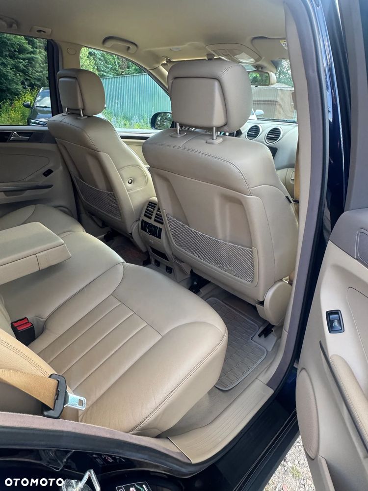 Mercedes-Benz ML 350 4-Matic - 14