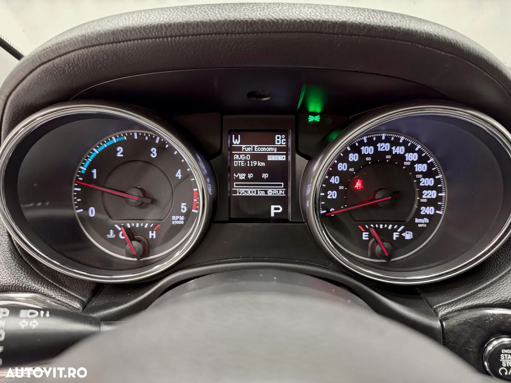 Jeep Grand Cherokee 3.0I CRD Overland Summit - 33