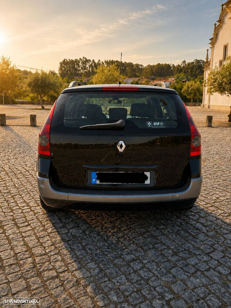 Renault Mégane 1.5 dCi Confort - 2
