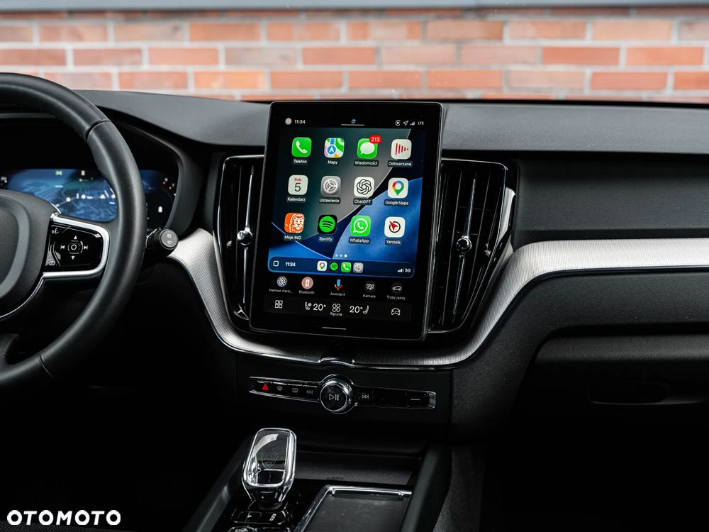 Volvo XC 60 B5 B AWD Plus Dark - 33