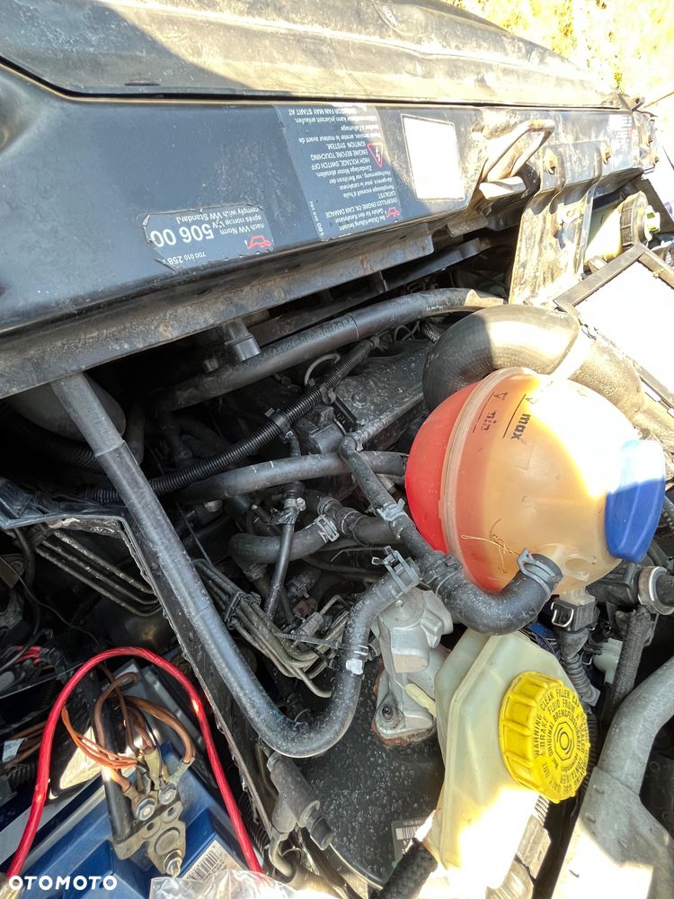 Volkswagen Multivan - 16