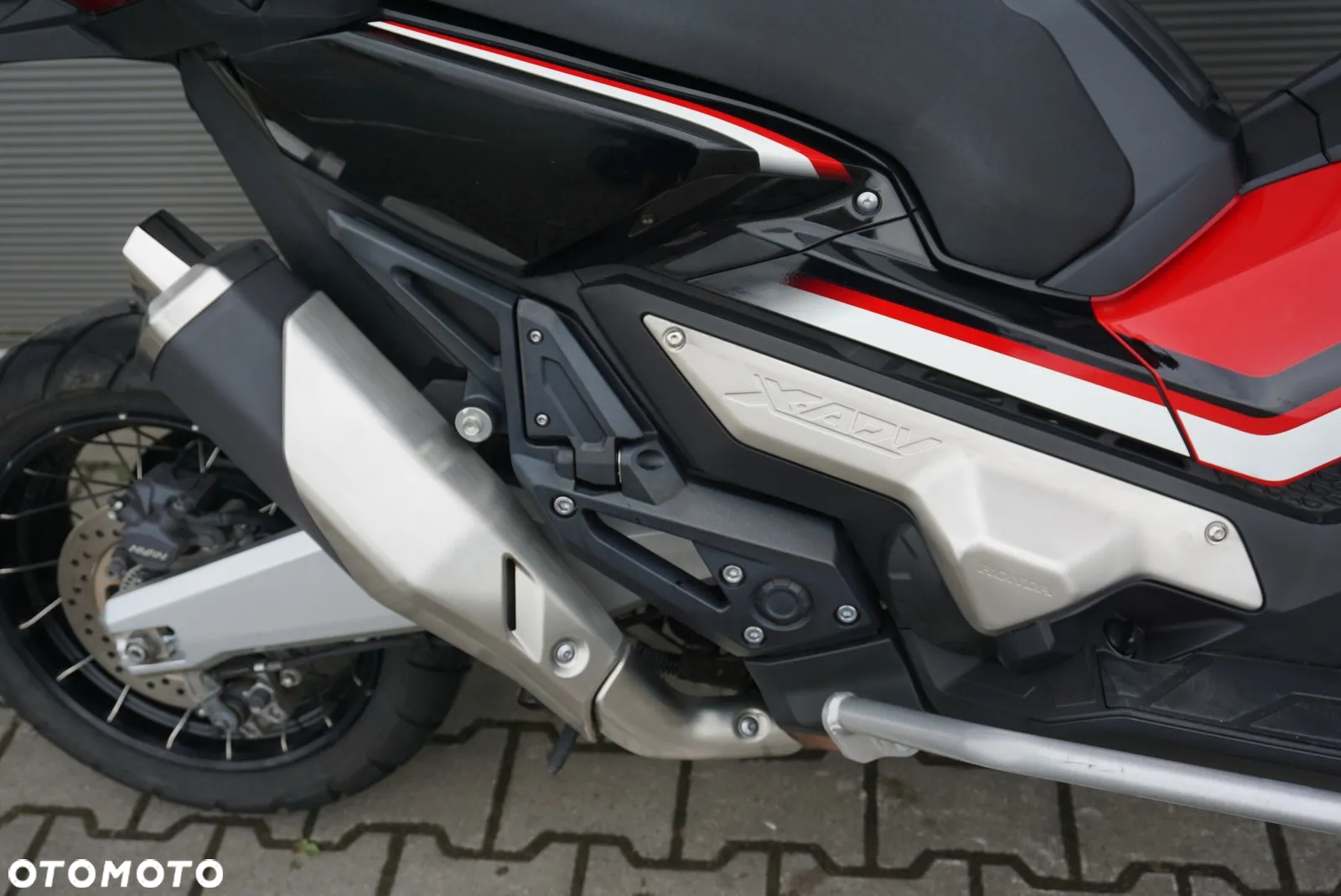 Honda X-ADV - 16