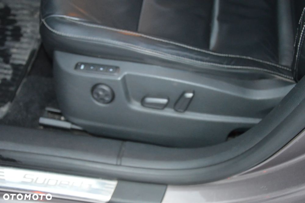 Skoda Superb 1.8 TSI Exclusive - 15