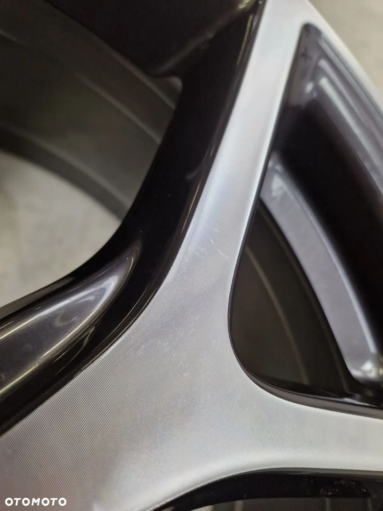 Felga felgi Alfa Romeo Giulia NOWE OE 8Jx19H2 9Jx19H2 ET33 ET34 - 17