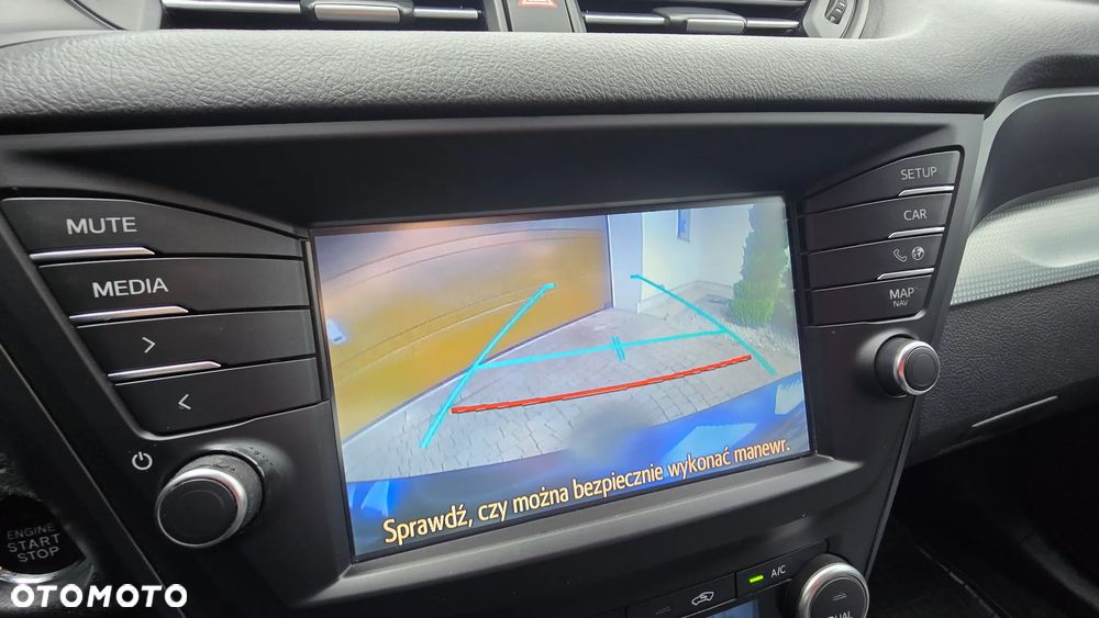 Toyota Avensis - 40