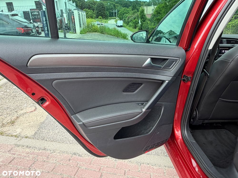 Volkswagen Golf 1.6 TDI DPF BlueMotion Technology Comfortline - 14