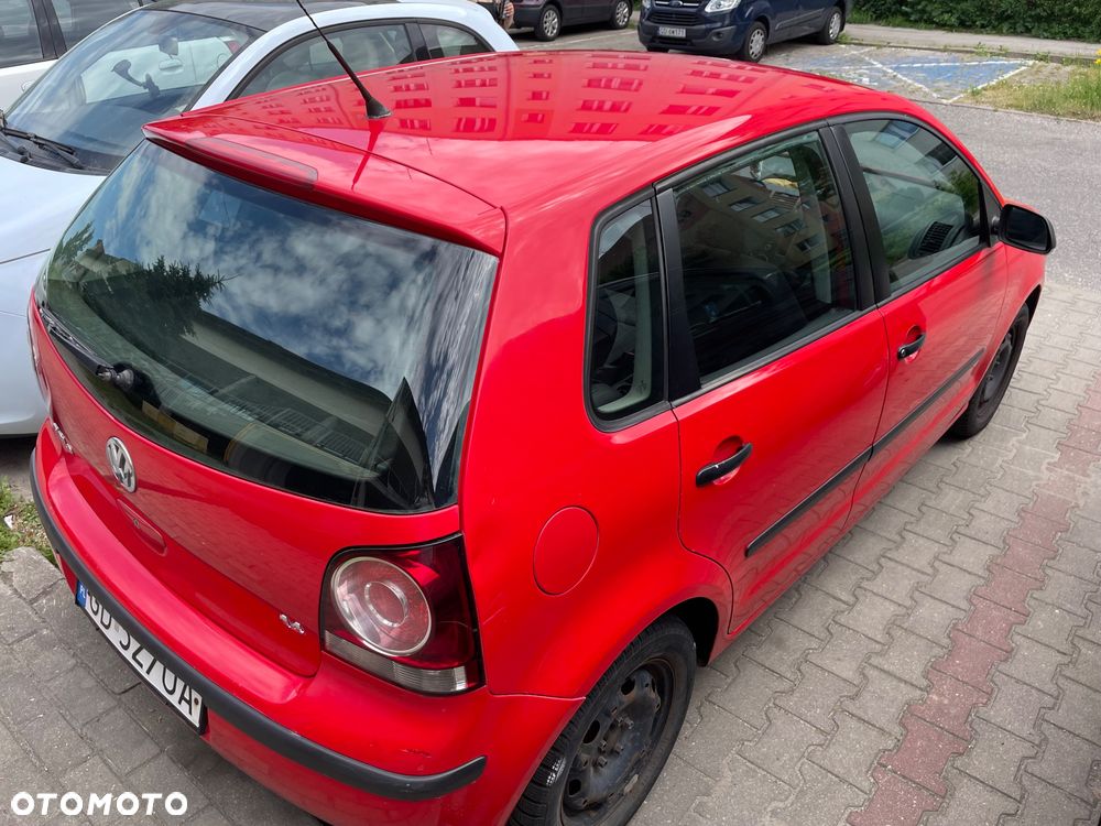 Volkswagen Polo 1.4 16V Comfortline - 2