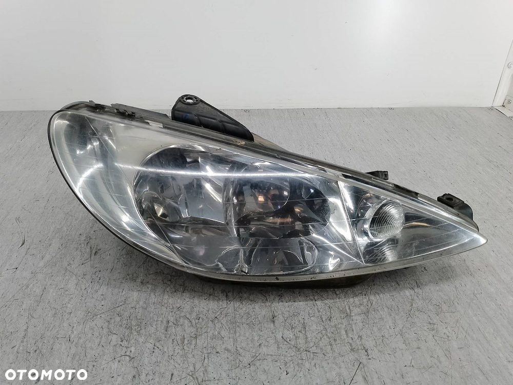 LAMPA PRZÓD PRAWA PEUGEOT 206 9628666780 89001770 - 1