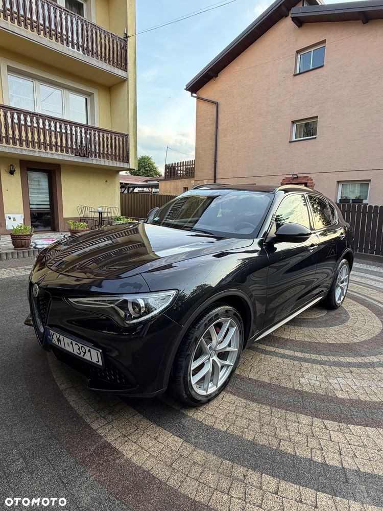 Alfa Romeo Stelvio 2.0 Turbo 16V AT8-Q4 Ti - 7