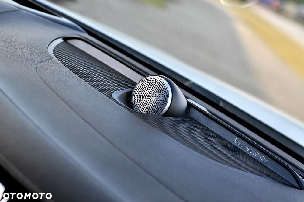 Volvo V60 Cross Country B4 D AWD Plus - 22