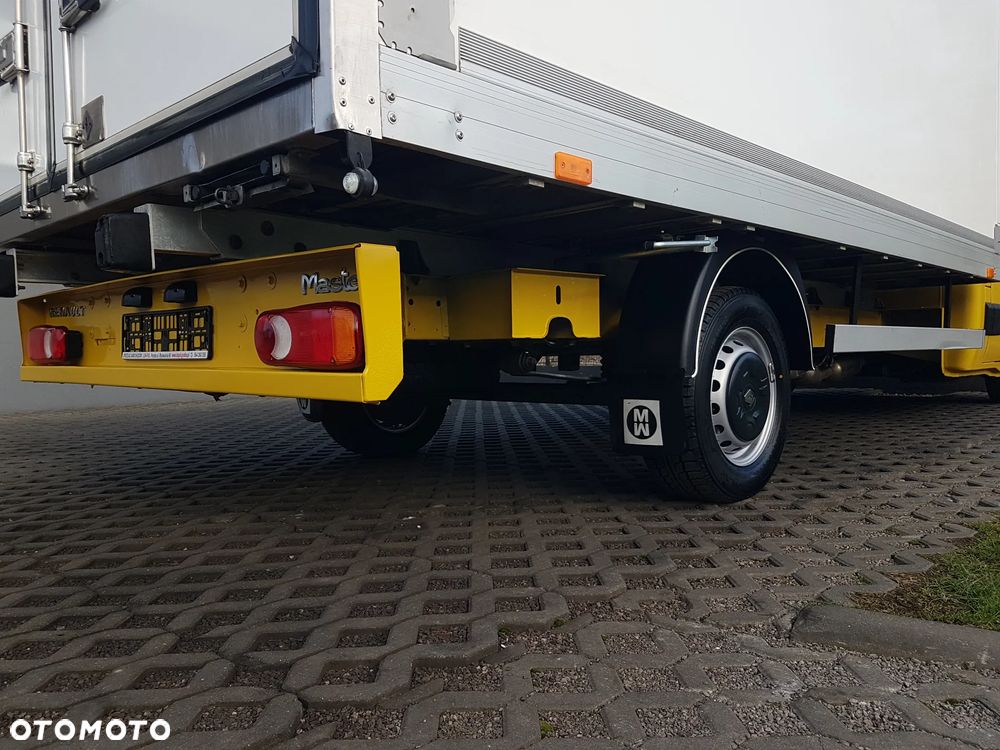 Renault MASTER KONTENER 8EP 4,23x2,25x2,25 KLIMA MANUAL KRAJOWY 6-BIEGÓW - 33