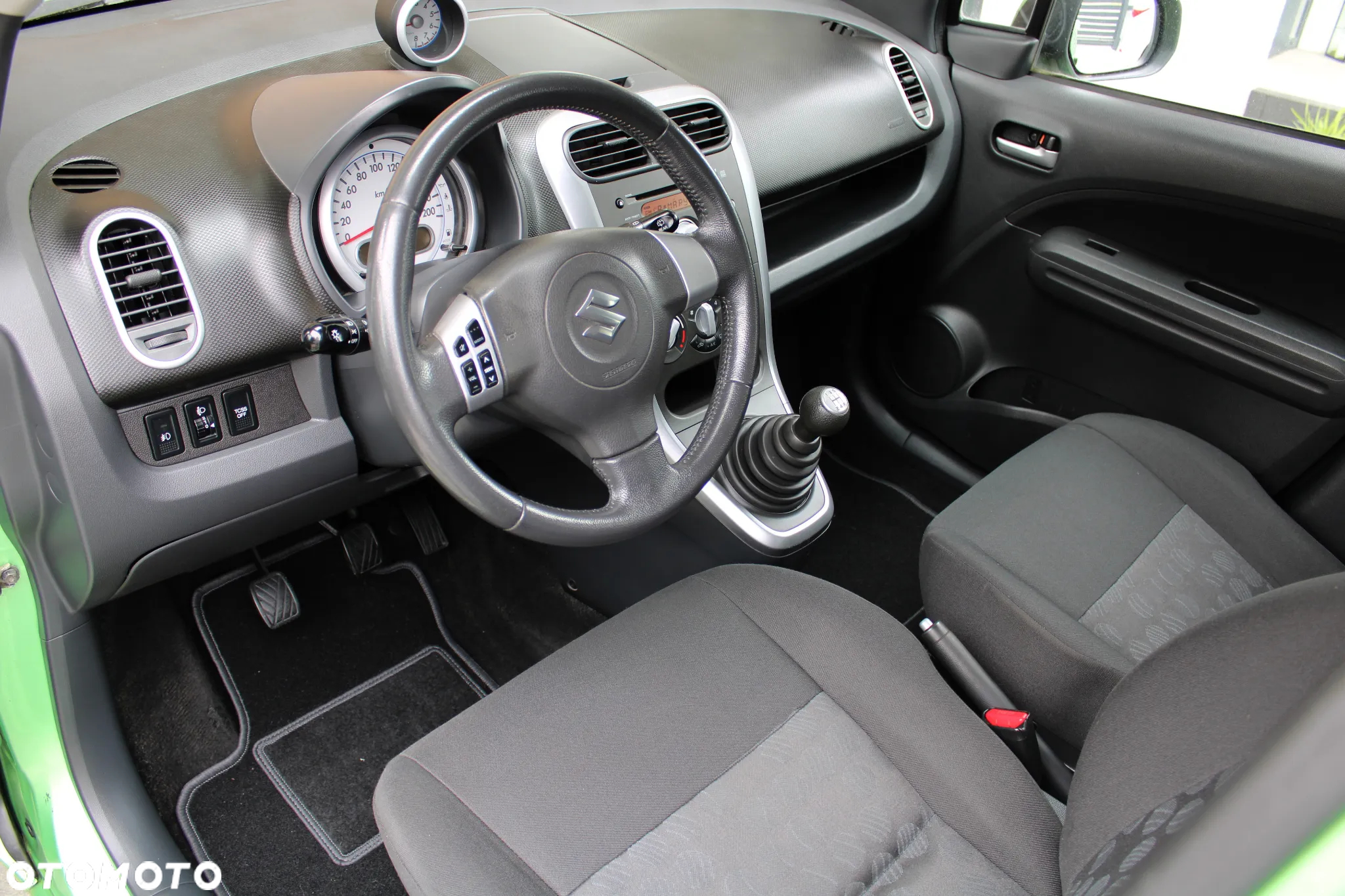 Suzuki Splash 1.0 Club - 23