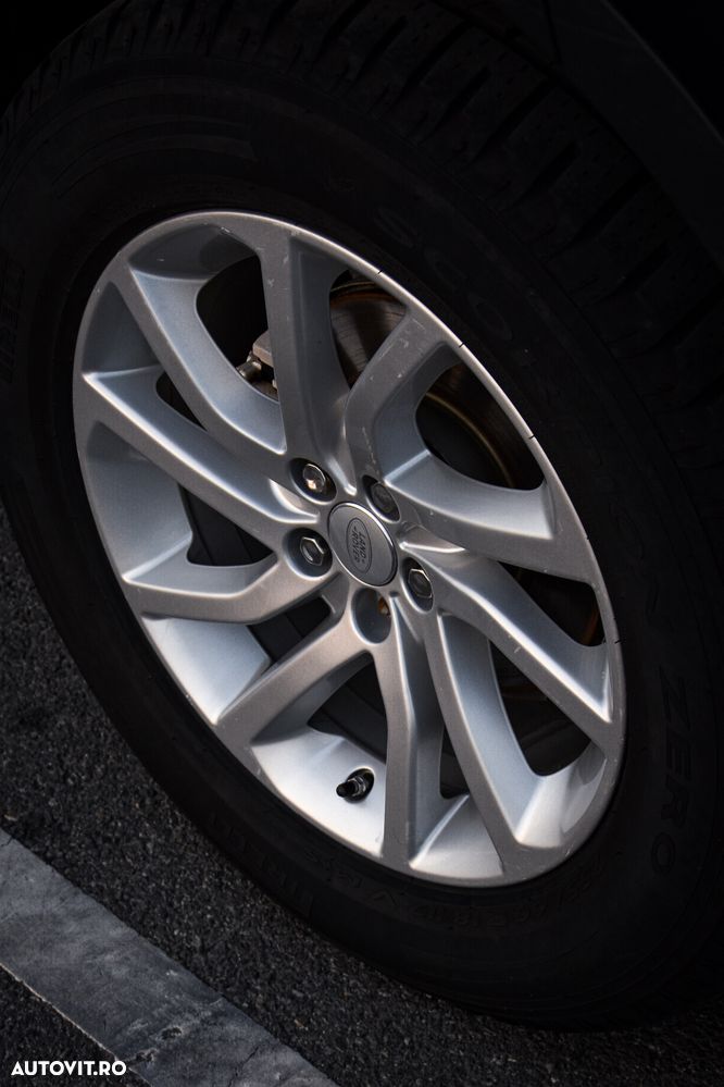 Land Rover Discovery Sport - 7