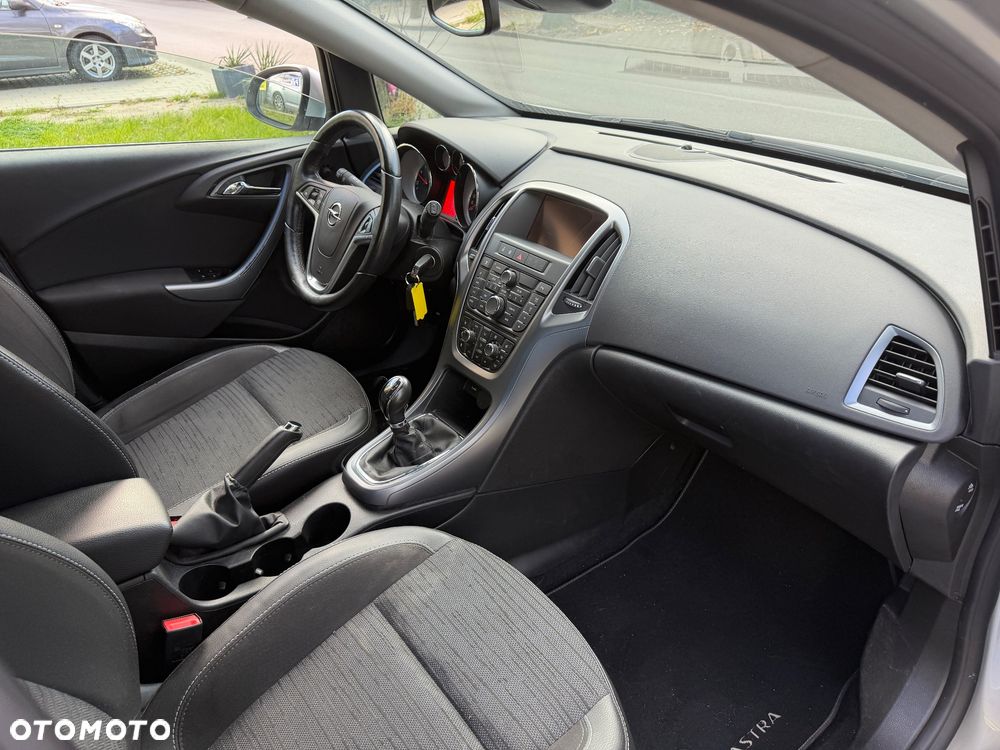 Opel Astra - 8