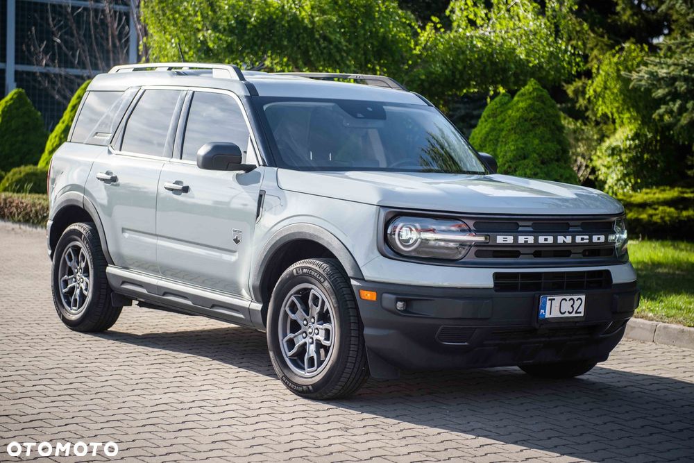 Ford Bronco - 17
