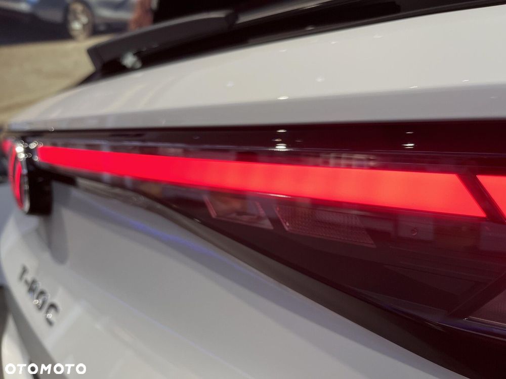 Volkswagen T-Roc - 20