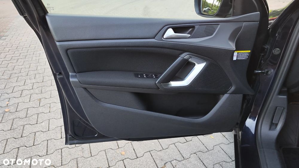 Peugeot 308 130 e-THP Stop & Start Allure - 19