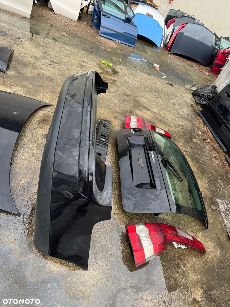 Volvo v50 Czarne 452-46 części blacharskie zderzak przód spryski xenon pas przedni chłodnice do diesla diesel belka przednia tylnia tył lampy xenon błotnik prawy lewy przedni zderzak tył tylni kombi drzwi prawe lewe przednie tylne kombi do lampy tylnie tył prawa lewa klapa tył klapa bagażnika belka tylnia - 13