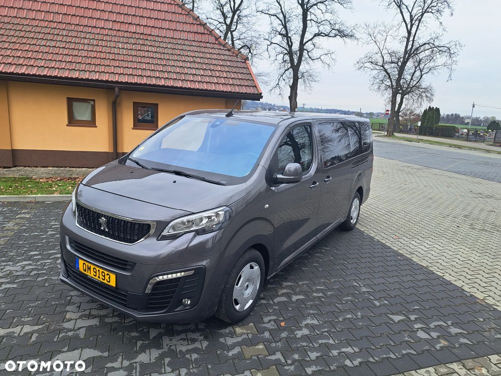 Peugeot Traveller 2.0 BlueHDi Long Business Vip - 39