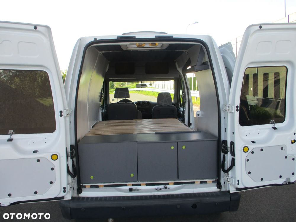 Ford CONNECT - 6