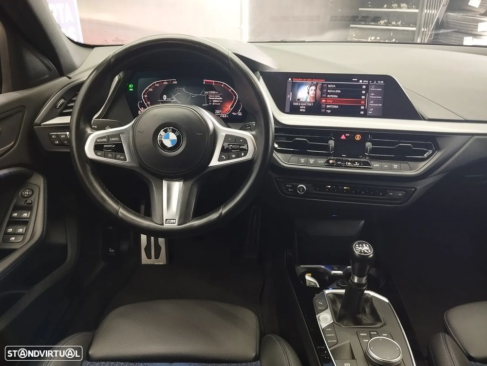 BMW 116 d Pack Desportivo M - 13