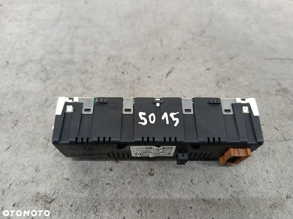 WYŚWIETLACZ RADIA PEUGEOT 407 SW 9678150980 2.2 16V - 3