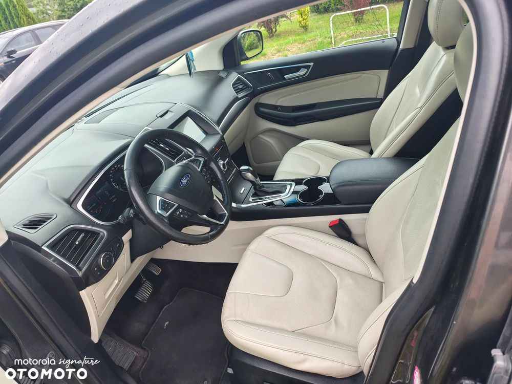 Ford Edge 2.0 TDCi Twin-Turbo 4WD Titanium - 4