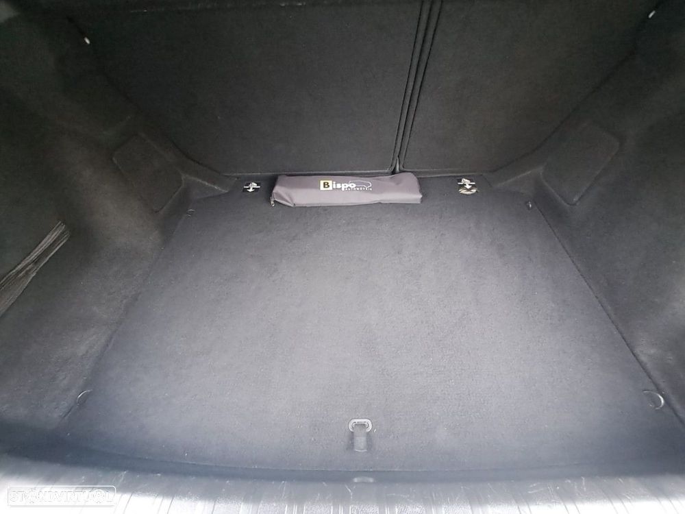 Peugeot 308 1.2 PureTech Style J17 - 16