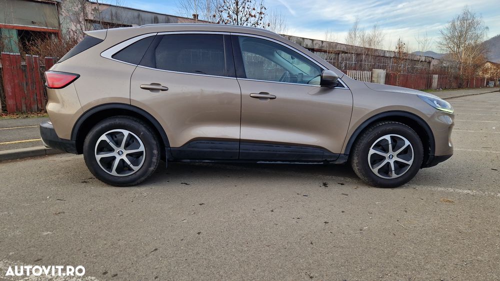 Ford Kuga 1.5 EcoBoost 2WD Titanium - 5