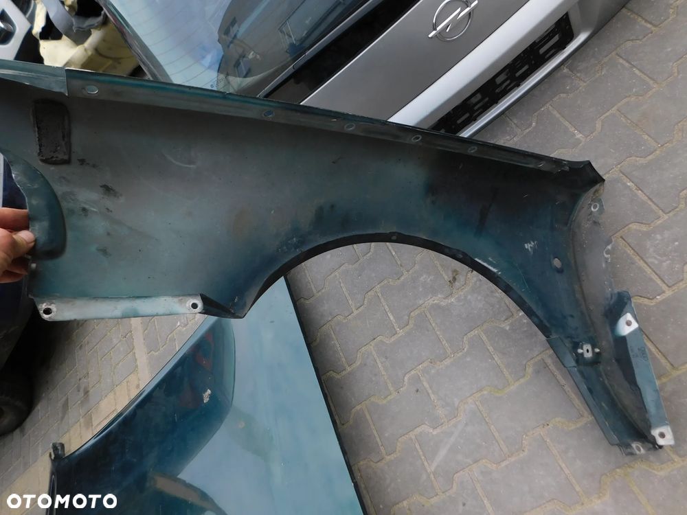 błotnik prawy przód AUDI A8 D2 ZIELONY - 7