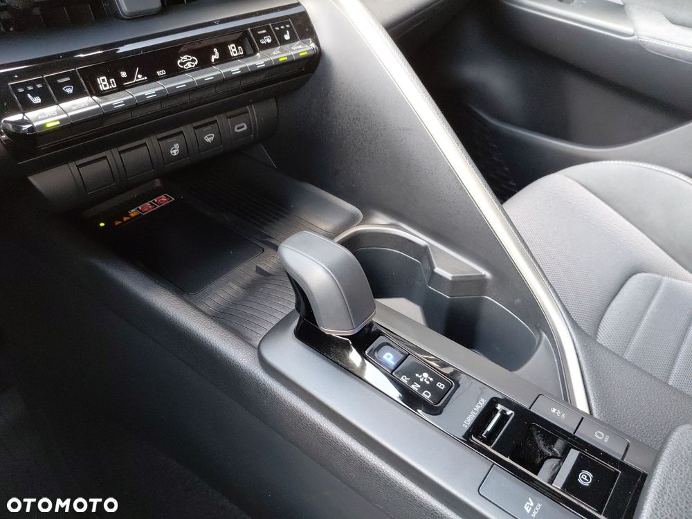 Toyota C-HR 1.8 Hybrid Executive - 24