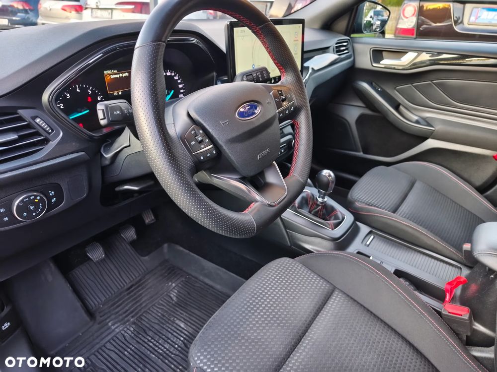 Ford Focus 1.0 EcoBoost ST-Line Style - 6