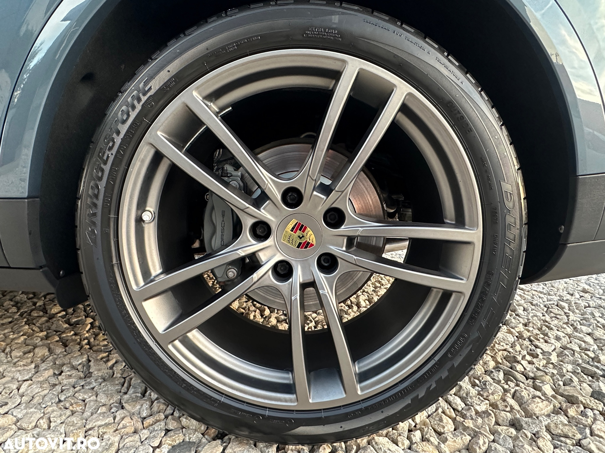 Porsche Cayenne - 14