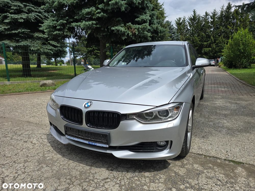 BMW Seria 3 - 22