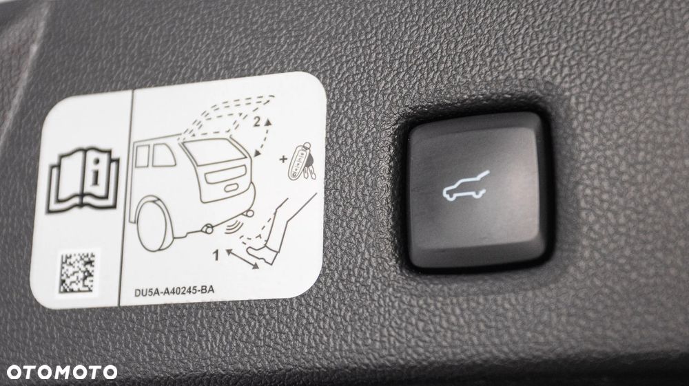 Ford Kuga 2.5P PHEV FWD Titanium X - 29