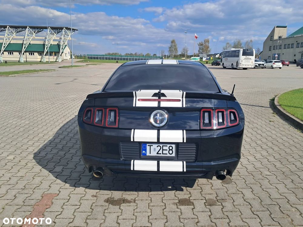 Ford Mustang - 5