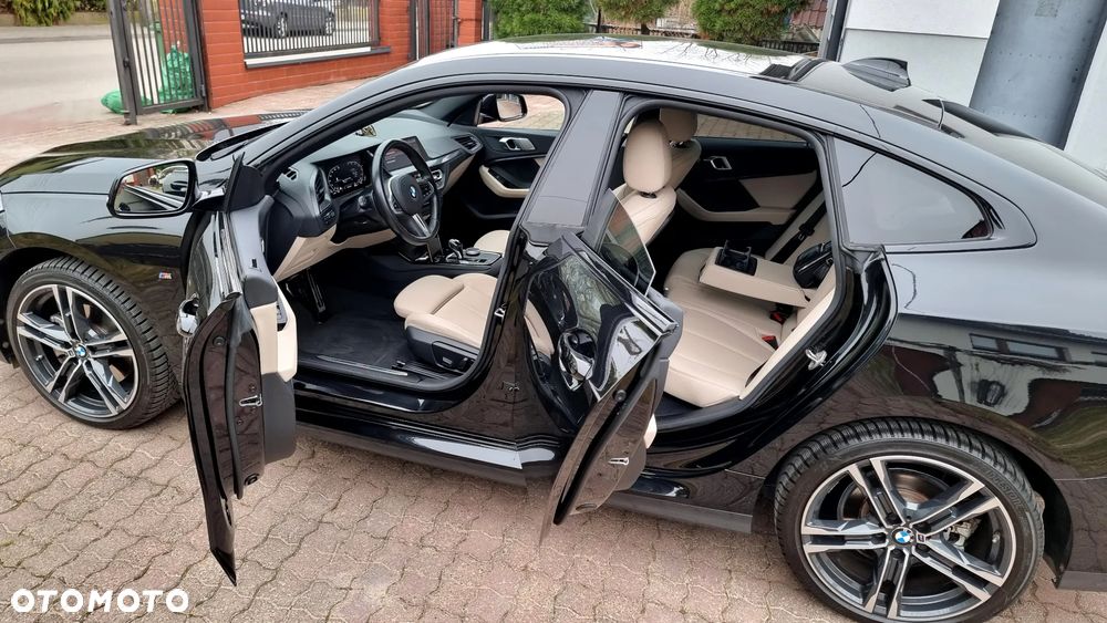 BMW Seria 2 218i M Sport - 6