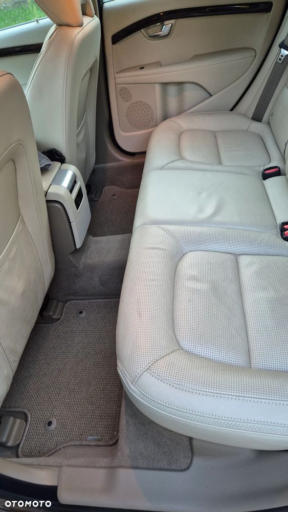 Volvo XC 70 D4 AWD Summum EU6 - 16