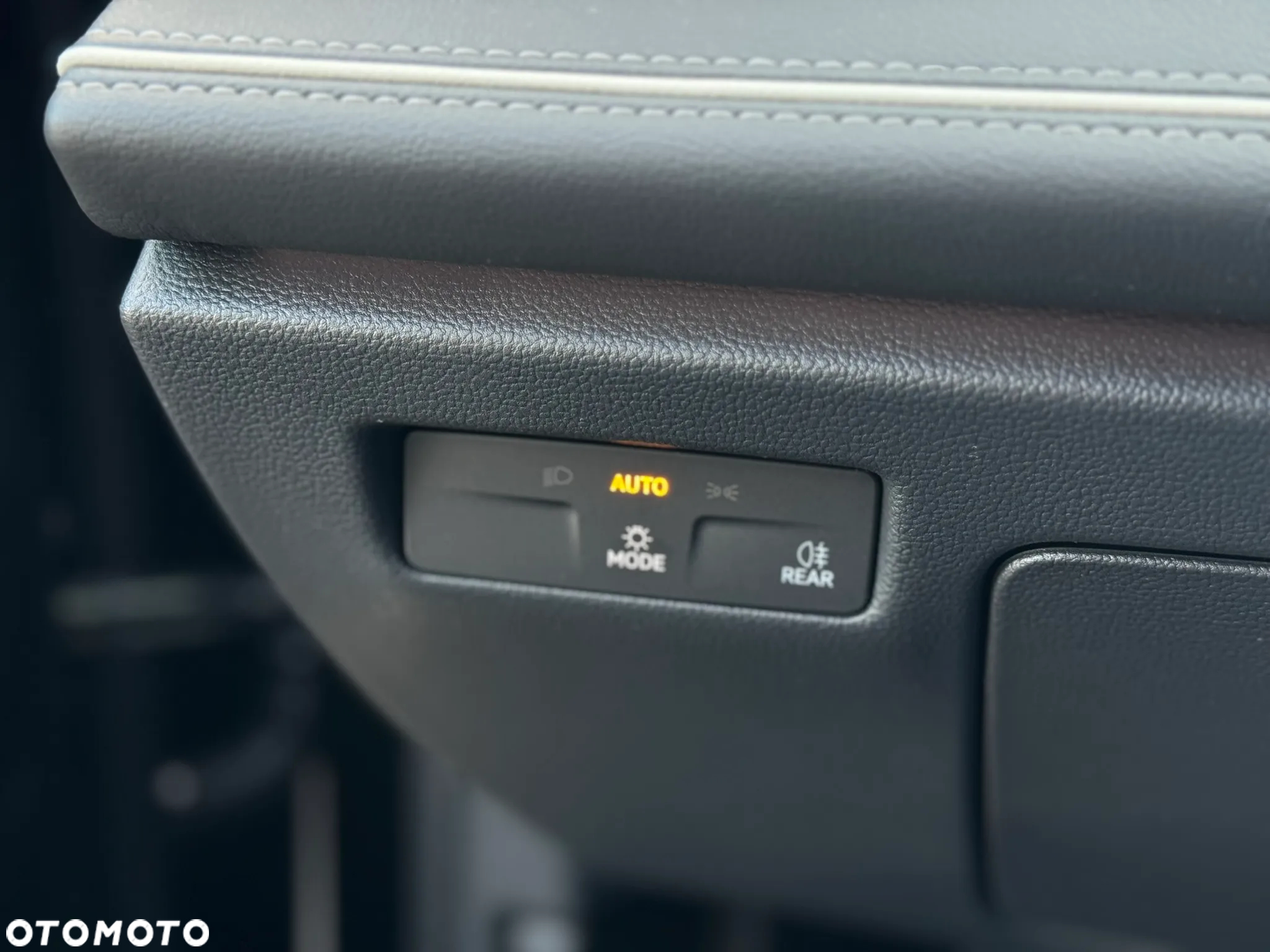 Volkswagen Passat 1.5 TSI EVO Business DSG - 27