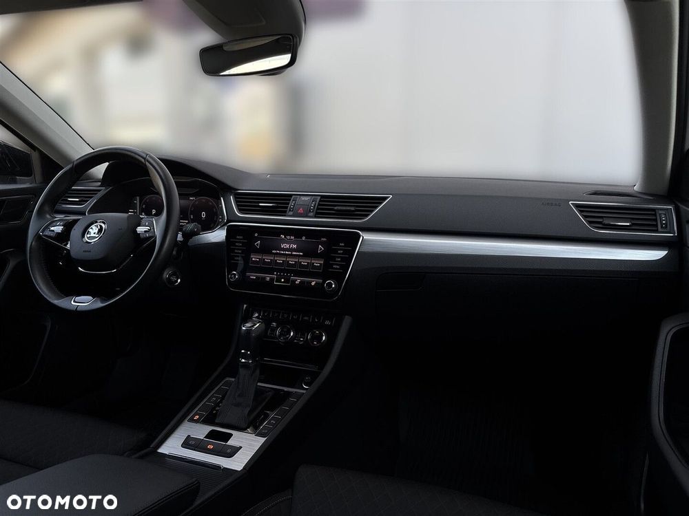 Skoda Superb 2.0 TDI SCR Ambition DSG - 14