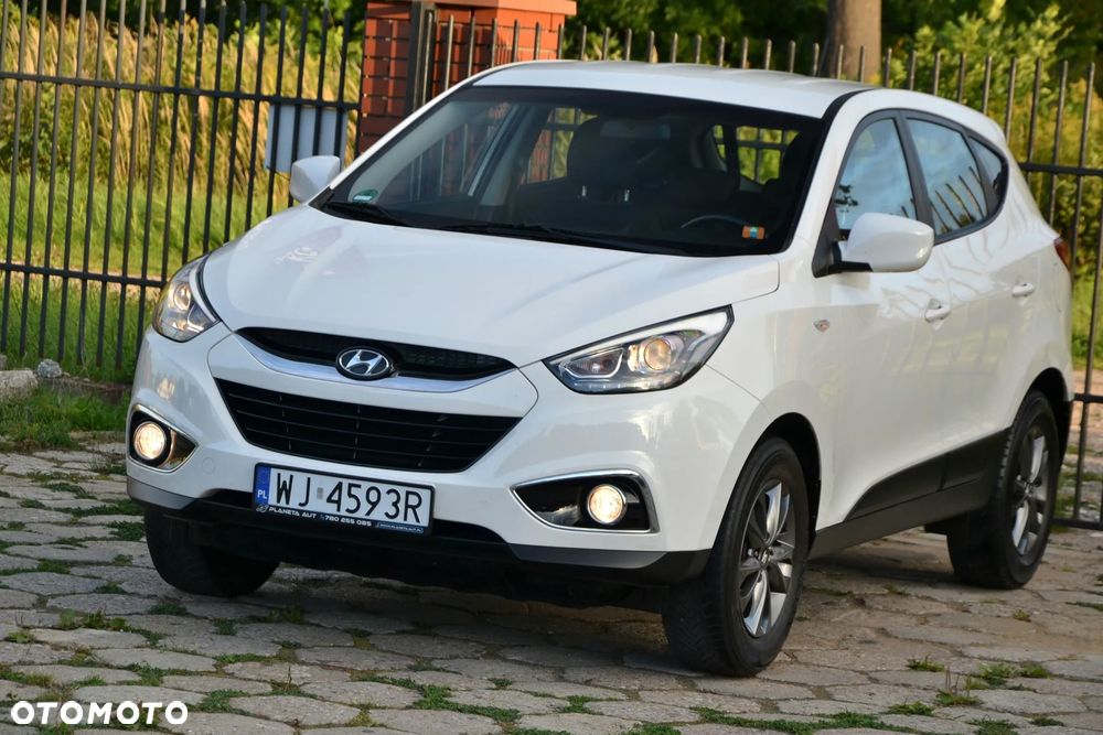 Hyundai ix35 1.6 2WD Fifa World Cup Edition - 15