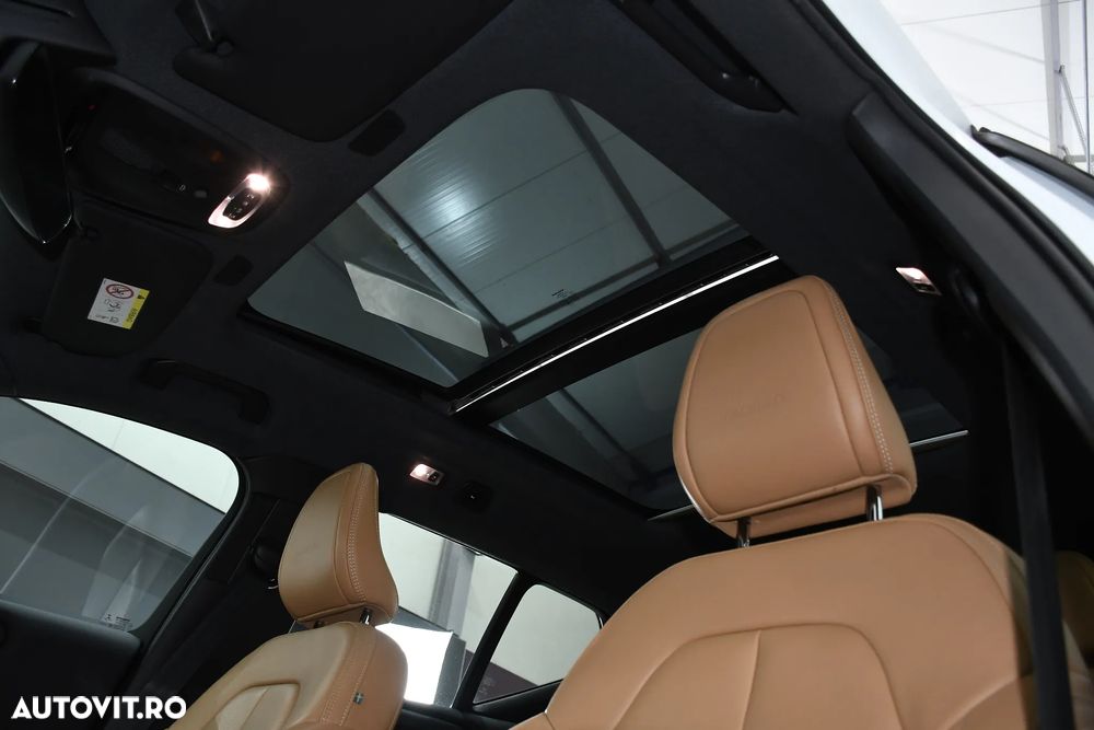 Volvo XC 40 D3 AWD Inscription - 25