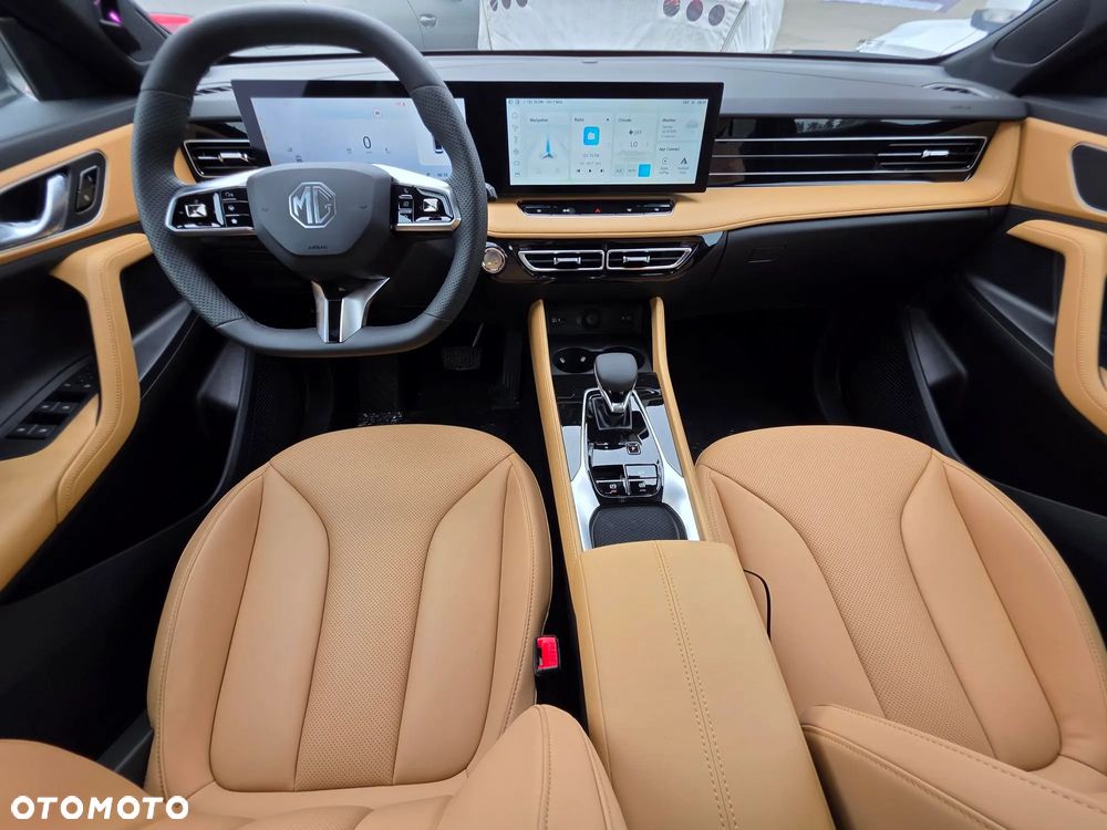 MG HS 1.5 T-GDI Exclusive DCT - 11