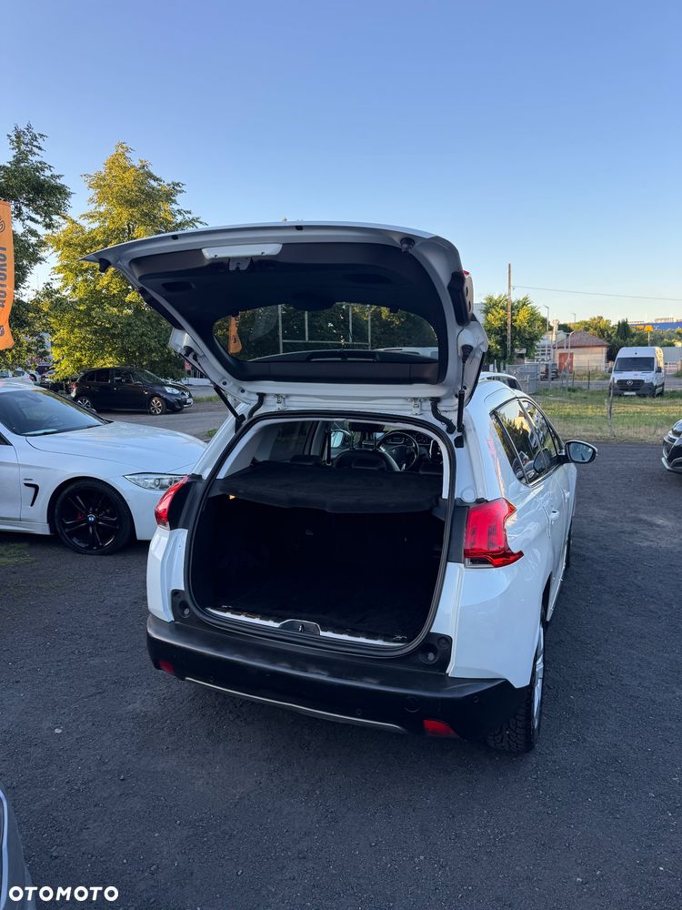 Peugeot 2008 1.6 VTi Allure - 8